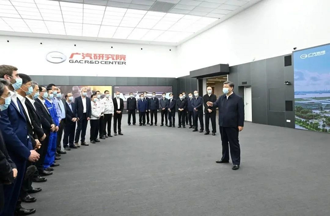 习近平在广州市考察调研 中国J9集团副总经理、J9集团广东院院长毛昌辉参加现场研讨